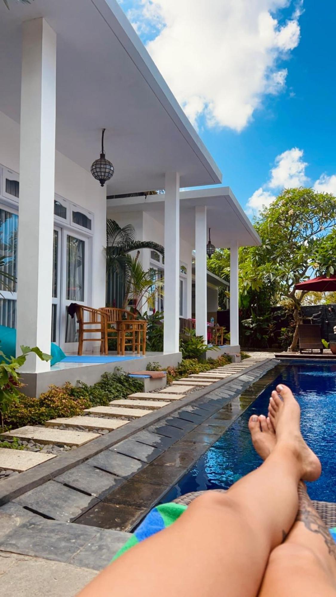 Bali Stuti Jimbaran Inn Extérieur photo
